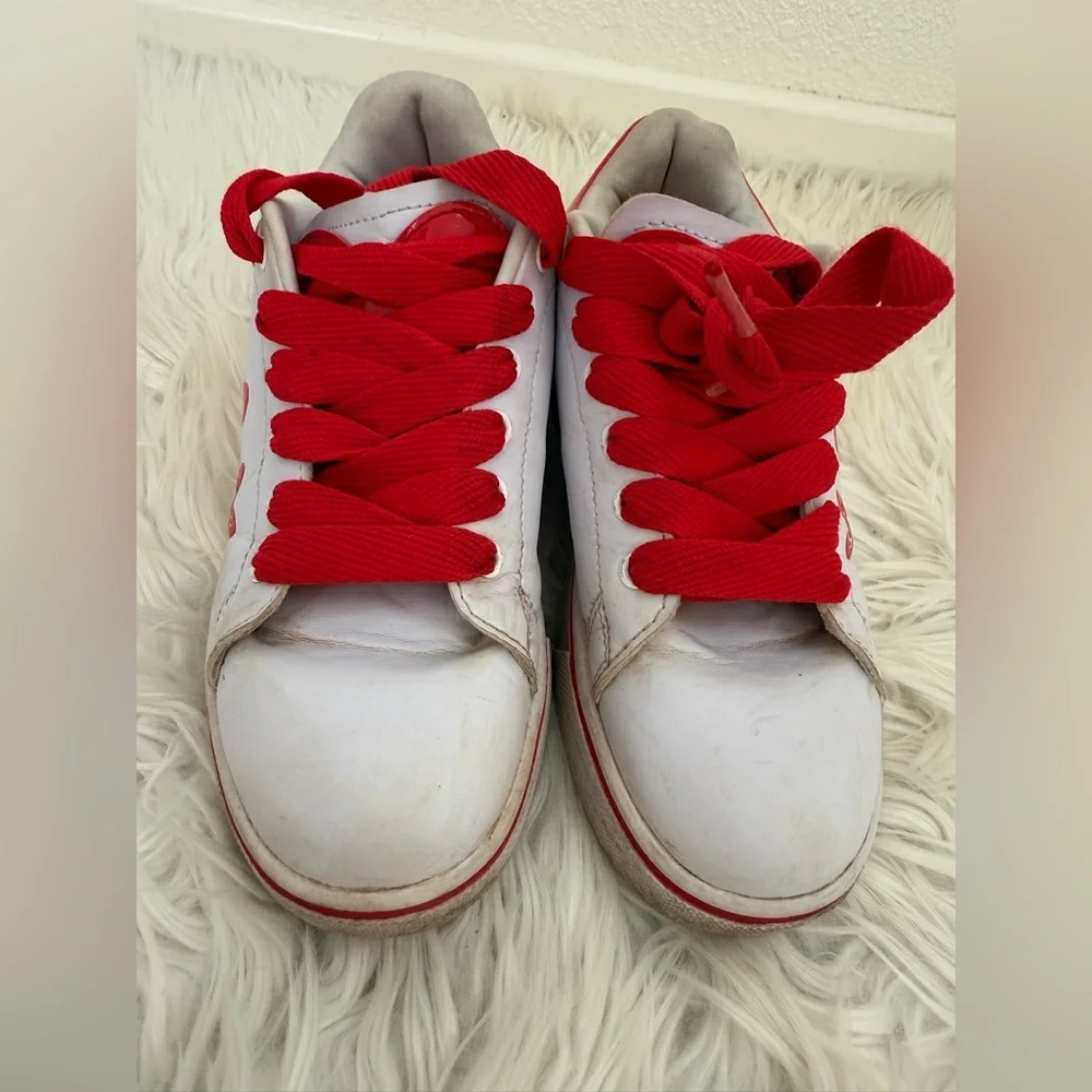 Sanrio Hello Kitty Heelys